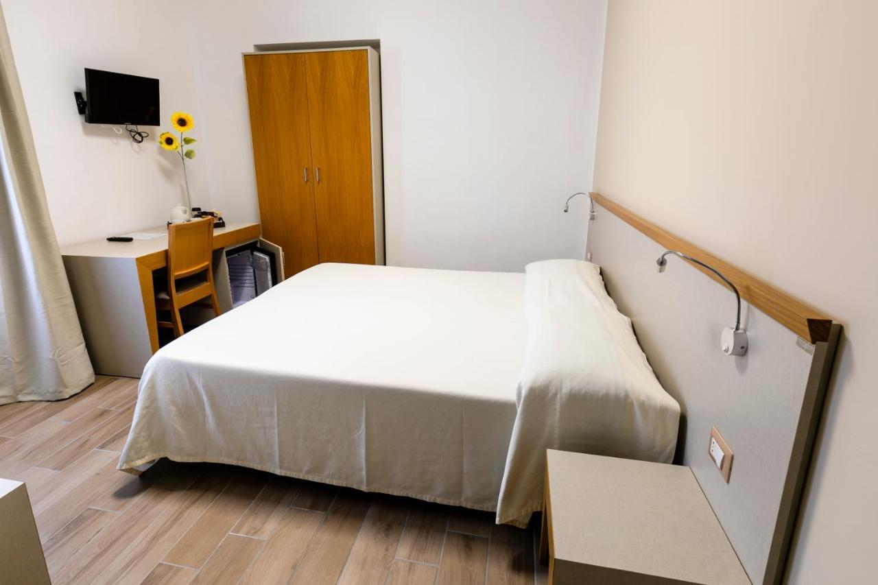 Spira Mirabilis 3* Naples