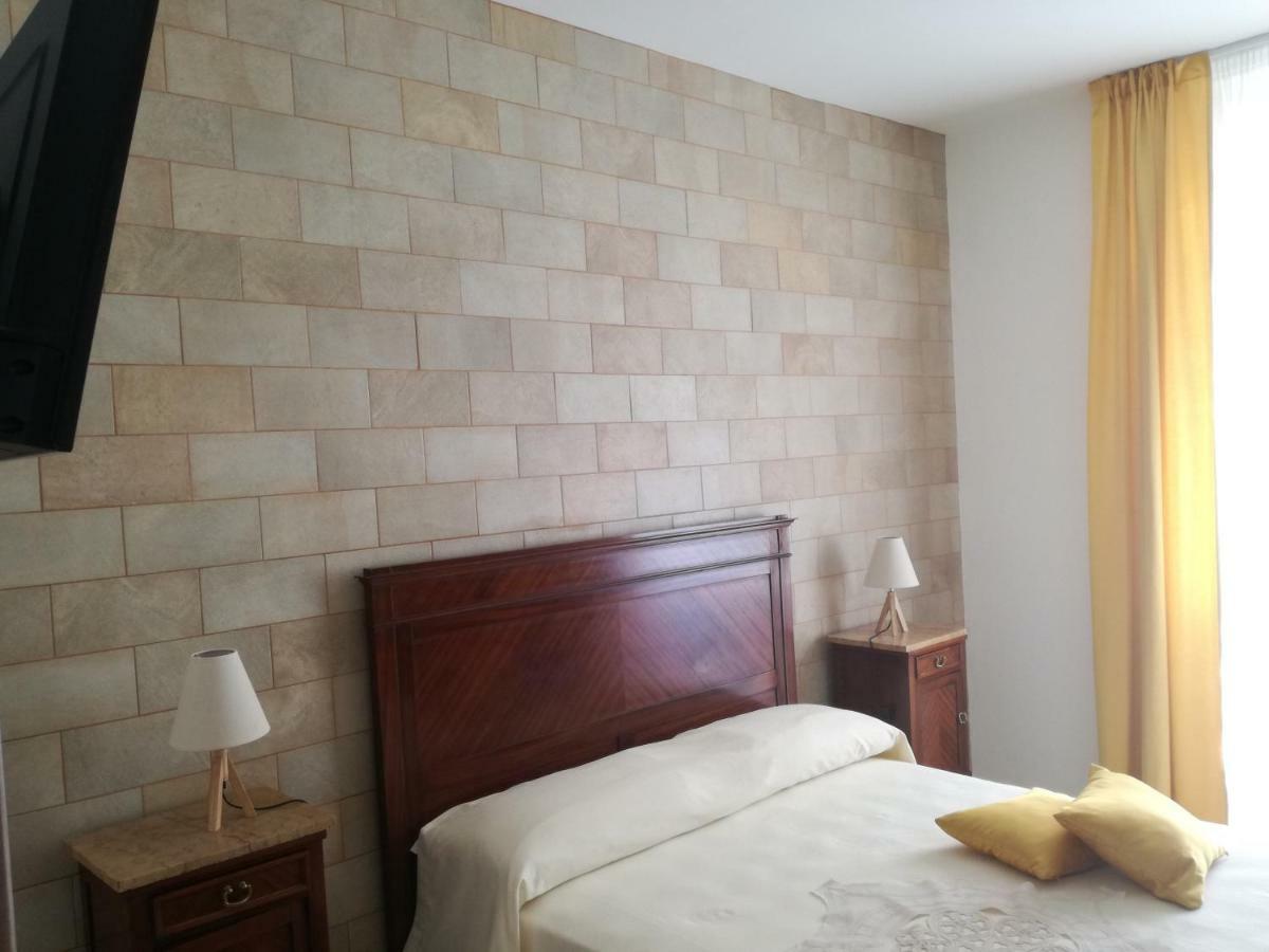Spira Mirabilis Guest house